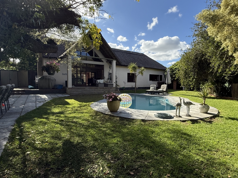 4 Bedroom Property for Sale in Pinelands Western Cape
